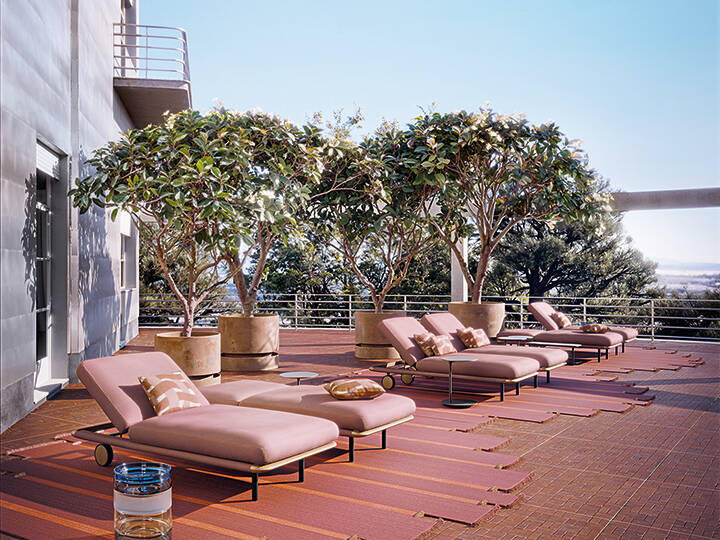 Outdoor-Living: Design, Materialien & Komfort für draußen